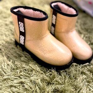 Ugg Clear Classic Mini 🤍